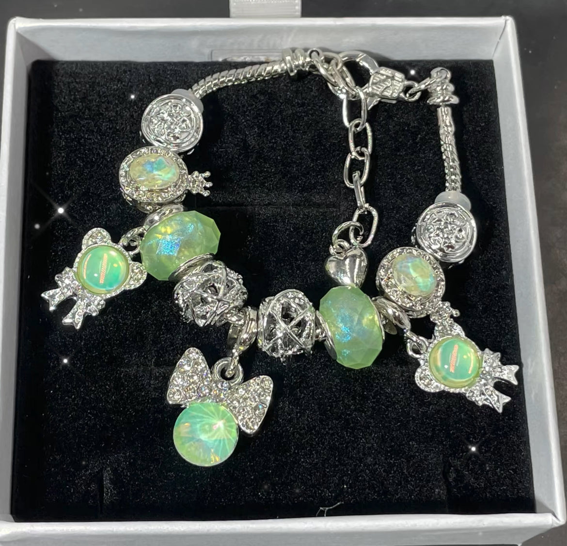 Schön Charm Armband Blind Box from Stylenova