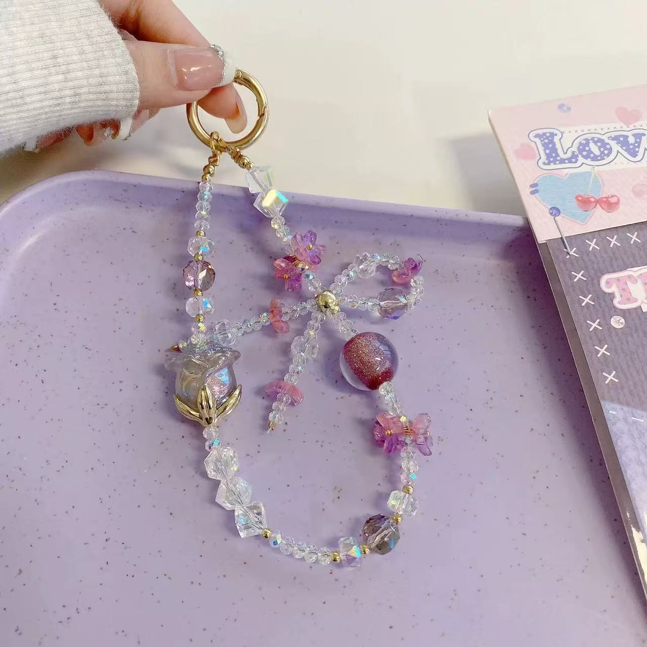 Blind Box niedliche Handy Anhänger ästhetisch Rosa Schmetterling Herzform Handytasche Geldbörse Rucksack Kamera Dekoration