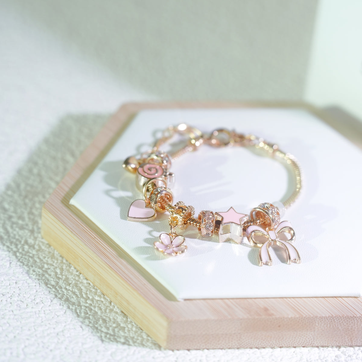 Schön Charm Armband Blind Box from Stylenova