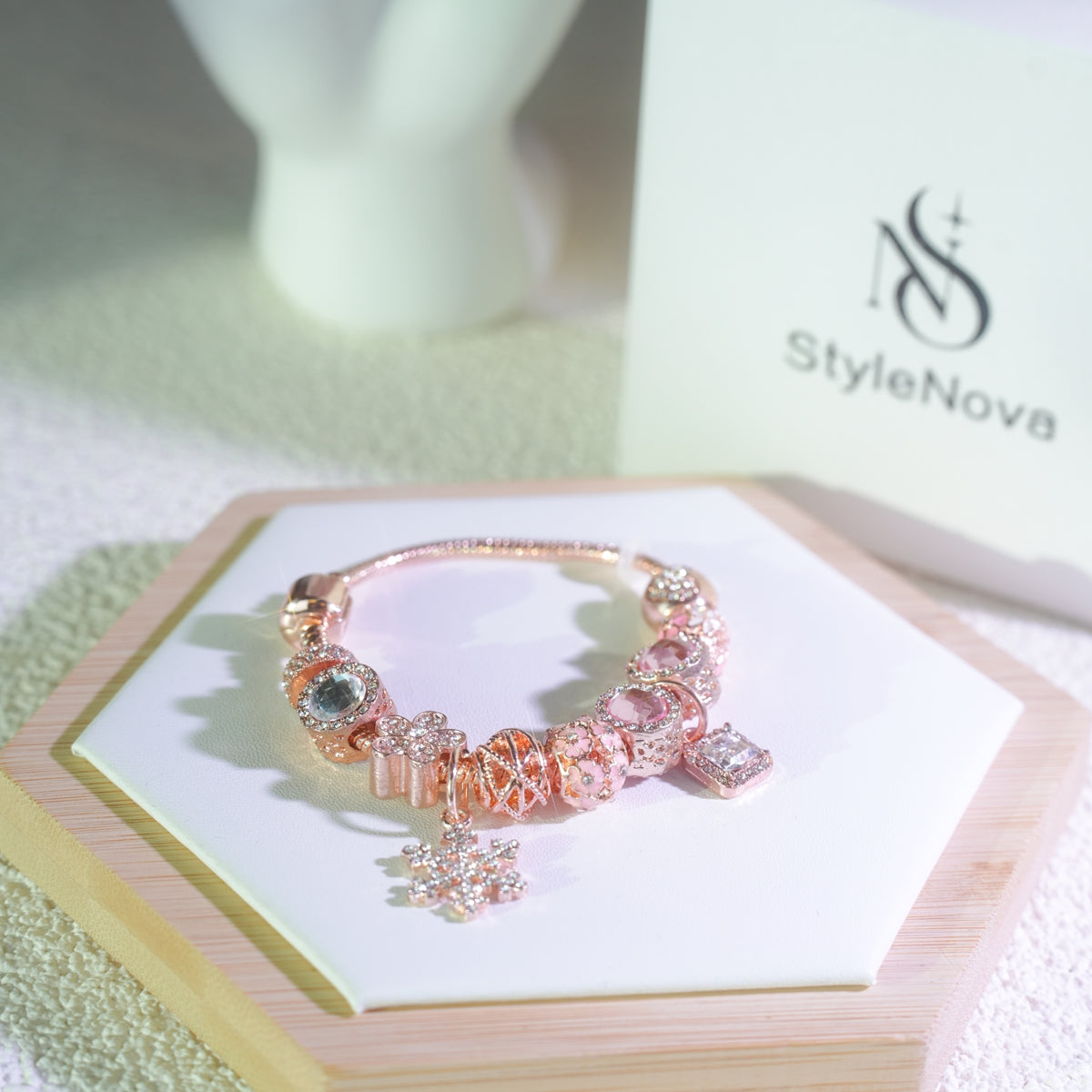 Schön Charm Armband Blind Box from Stylenova
