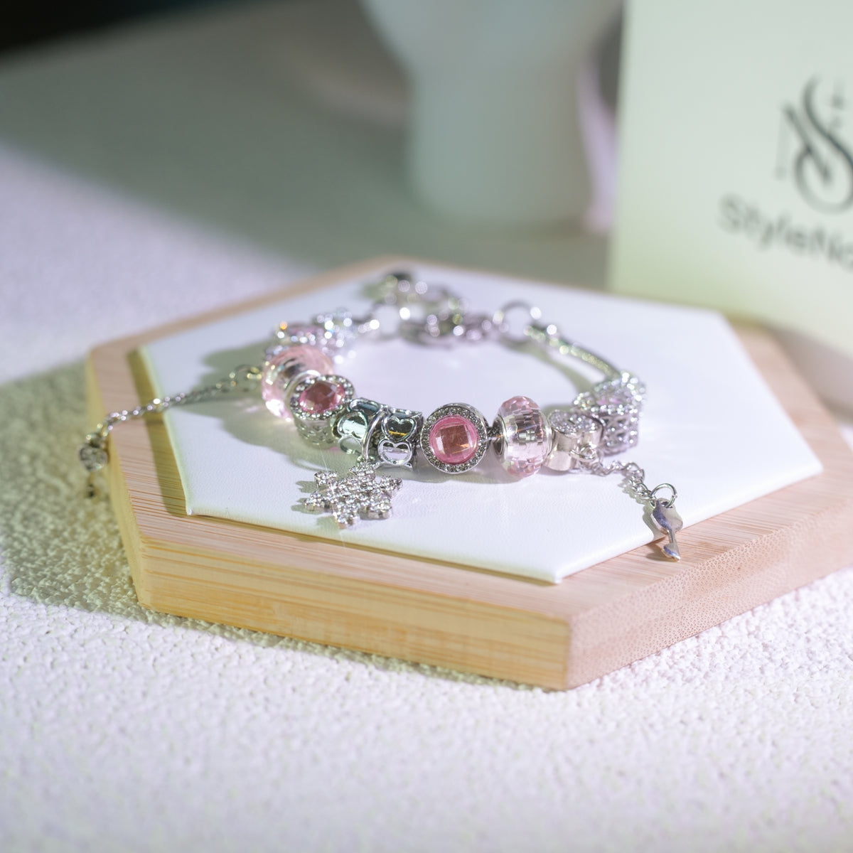 Schön Charm Armband Blind Box from Stylenova
