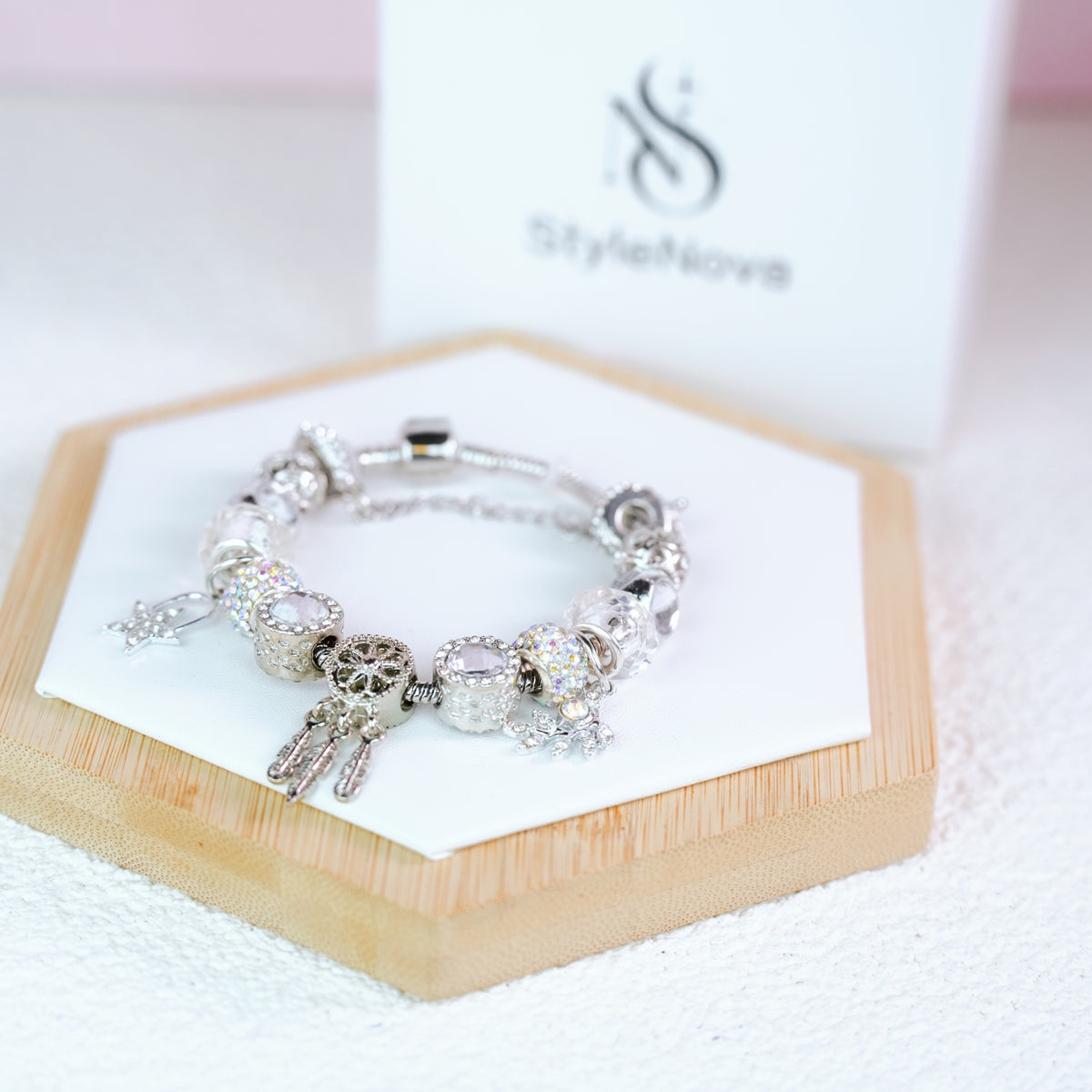 Schön Charm Armband Blind Box from Stylenova