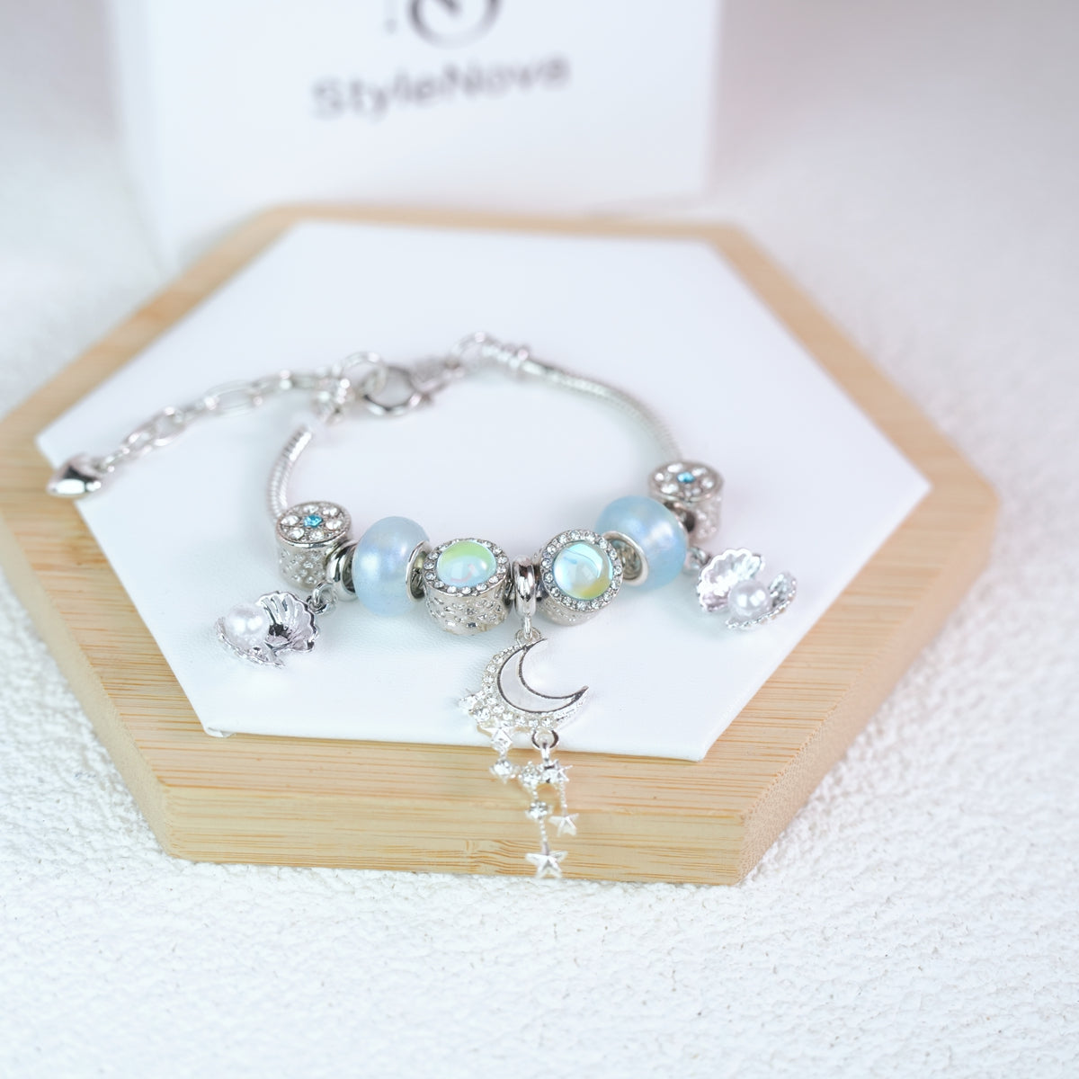 Schön Charm Armband Blind Box from Stylenova