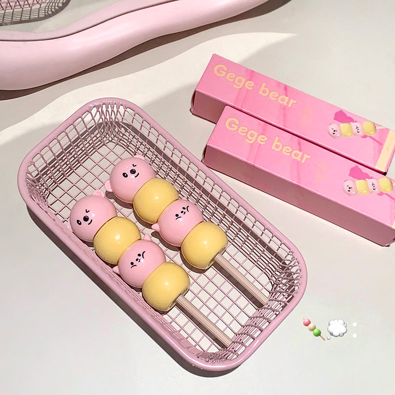 Gege Bear Lippencreme mit mattem Finish – cremige Lippenfarbe im süßen Bärchen-Design, 6 Farben zur Auswahl