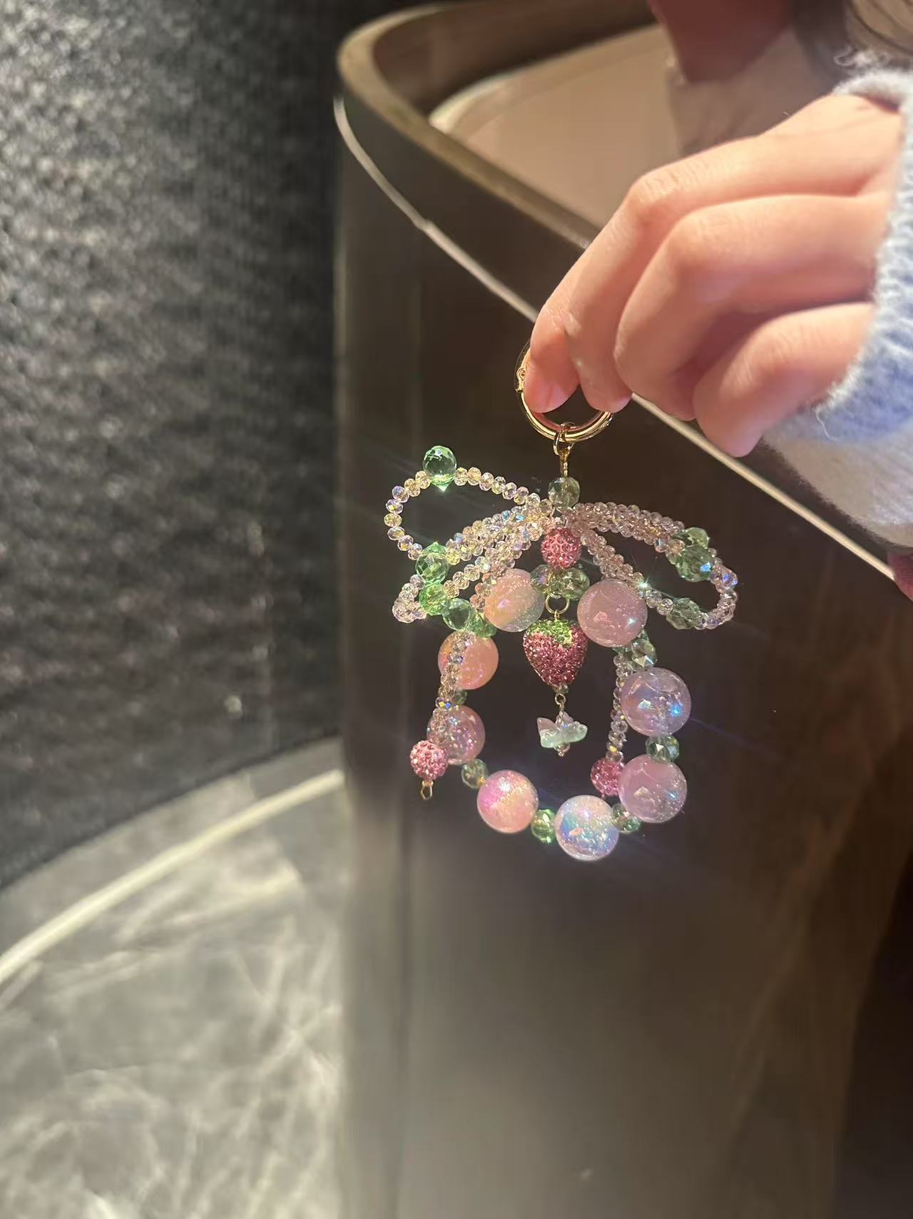 Blind Box niedliche Handy Anhänger  ästhetisch Rosa Schmetterling Herzform Handytasche Geldbörse Rucksack Kamera Dekoration