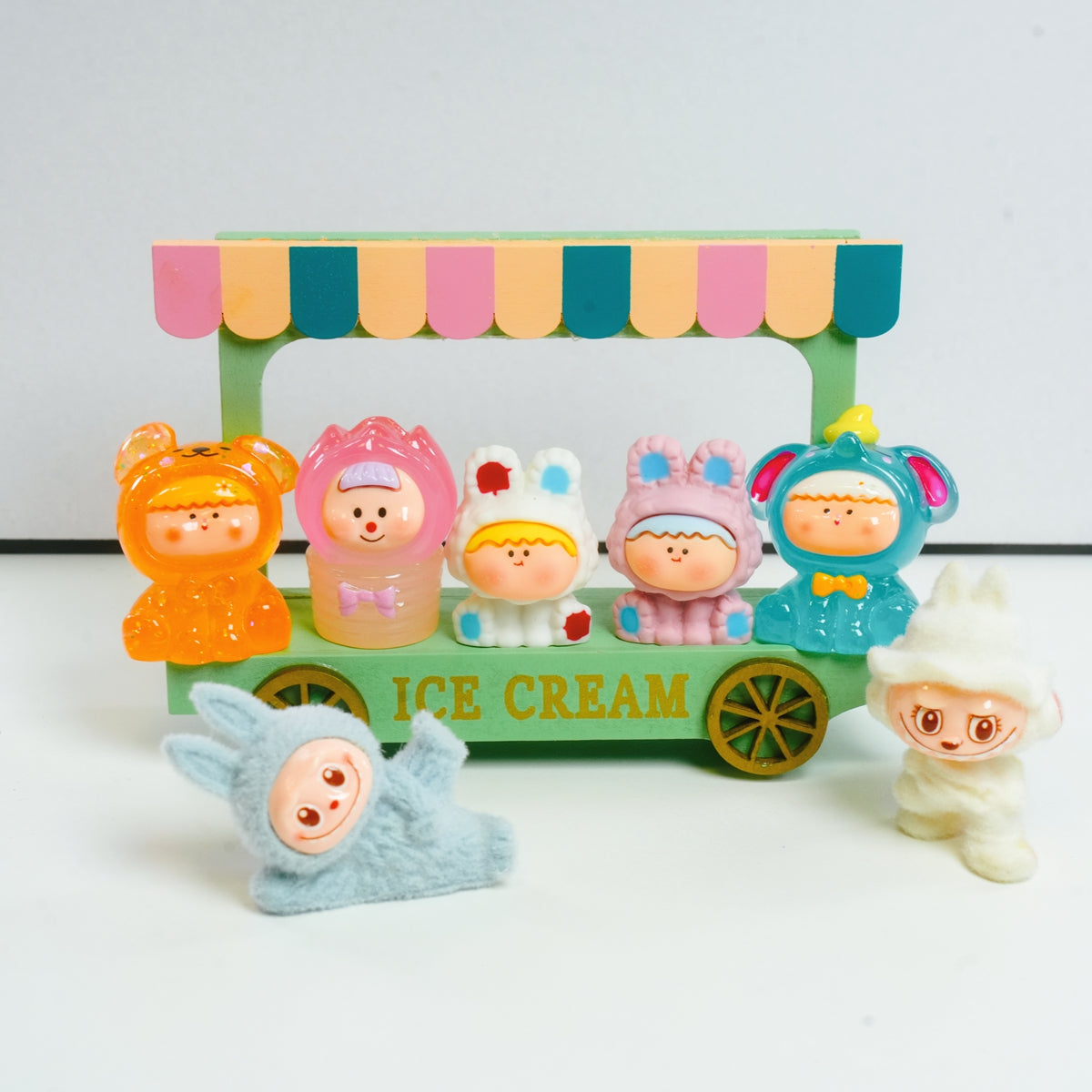 Style Nova Puppenhaus Holz Mini Eiswagen Sitzbank Modell Holz Miniatur Möbel Kleinkind Spielzeug
