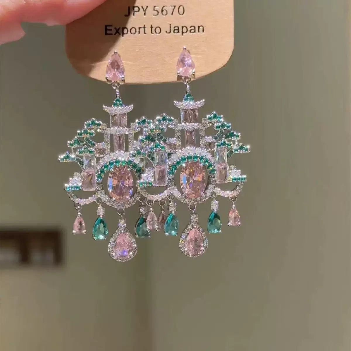Luxus Schmuck Mystery Box | 15 Überraschungs-Schmuckstücke | Vintage & Royal Style | Live Like You Inherited a Palace