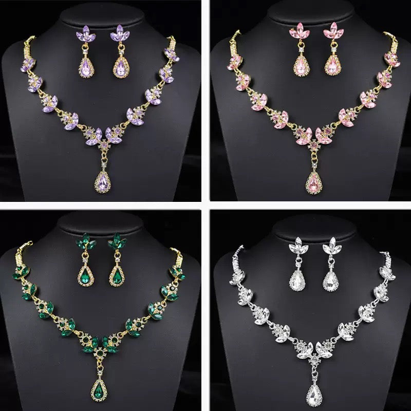 Luxus Schmuck Mystery Box | 15 Überraschungs-Schmuckstücke | Vintage & Royal Style | Live Like You Inherited a Palace