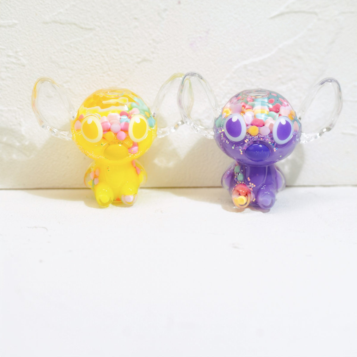 Mystery QiQi Blind Box – Überraschungsfigur mit transparentem Look und bunten Details