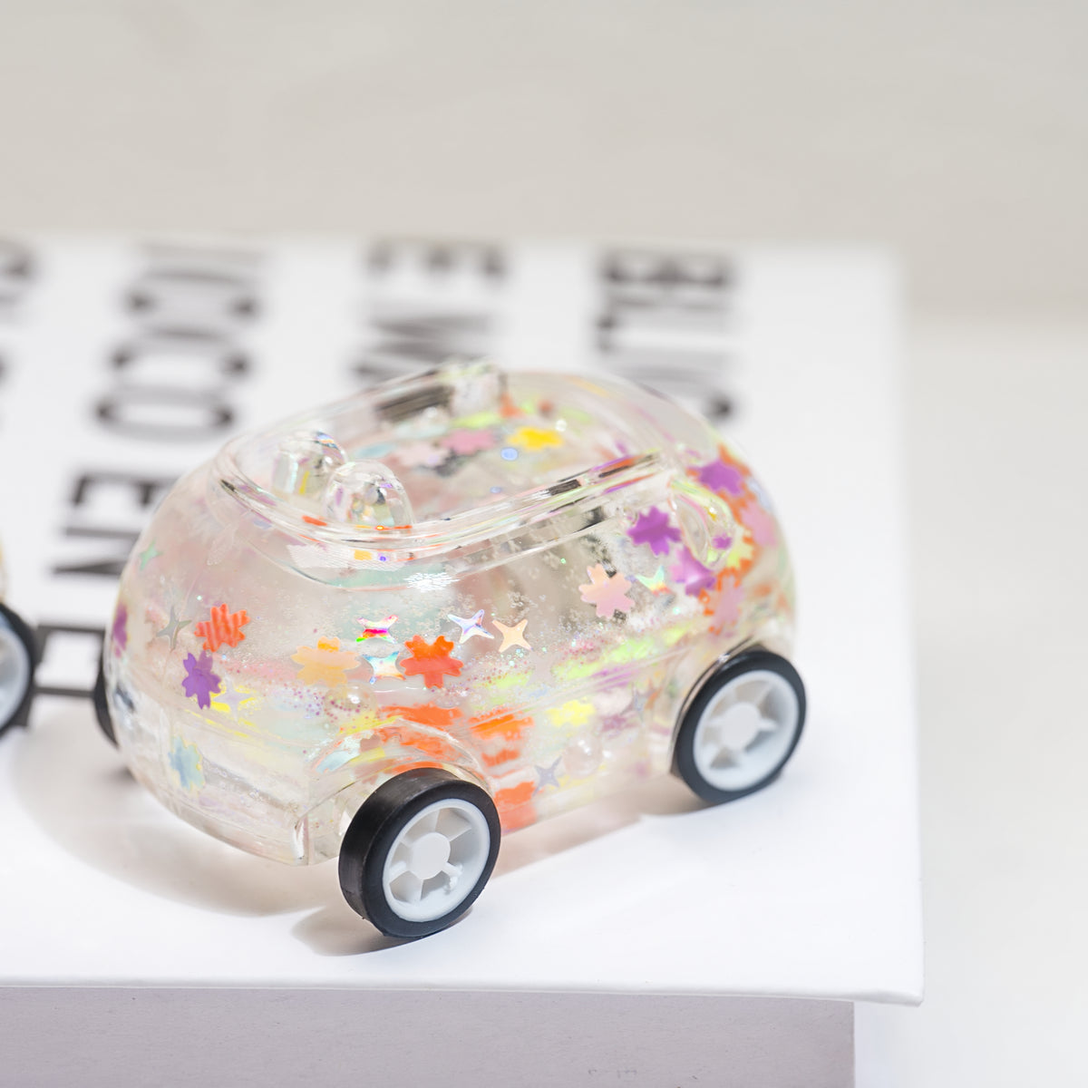 Mini-Spielzeugautos Überraschungsbox – 3 Stück pro Box, zufällige Modelle und Farben