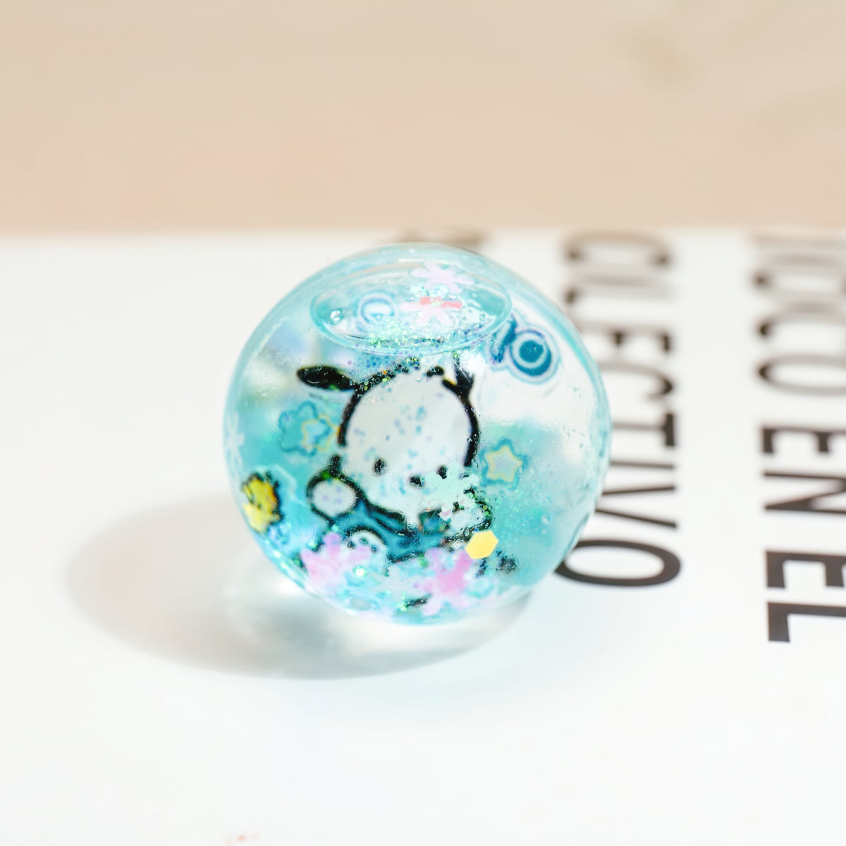 Kawaii Glitzer-Kugelanhänger Blind Box – 3 Stück, Taschenanhänger mit Cartoon-Motiven, zufällige Farben und Motive