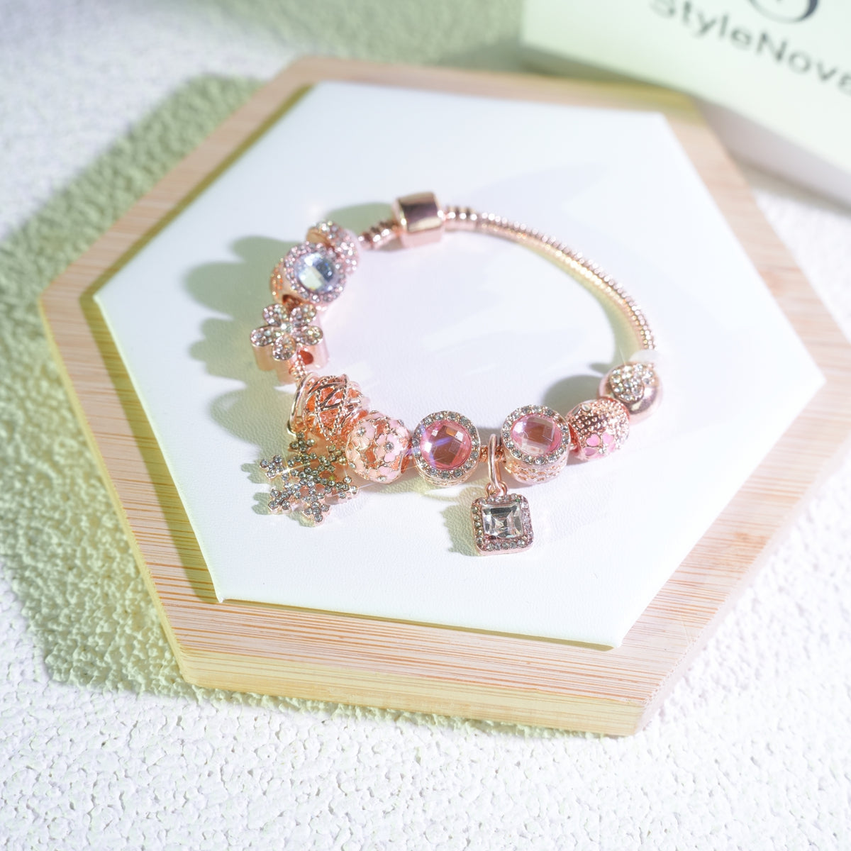 Schön Charm Armband Blind Box from Stylenova