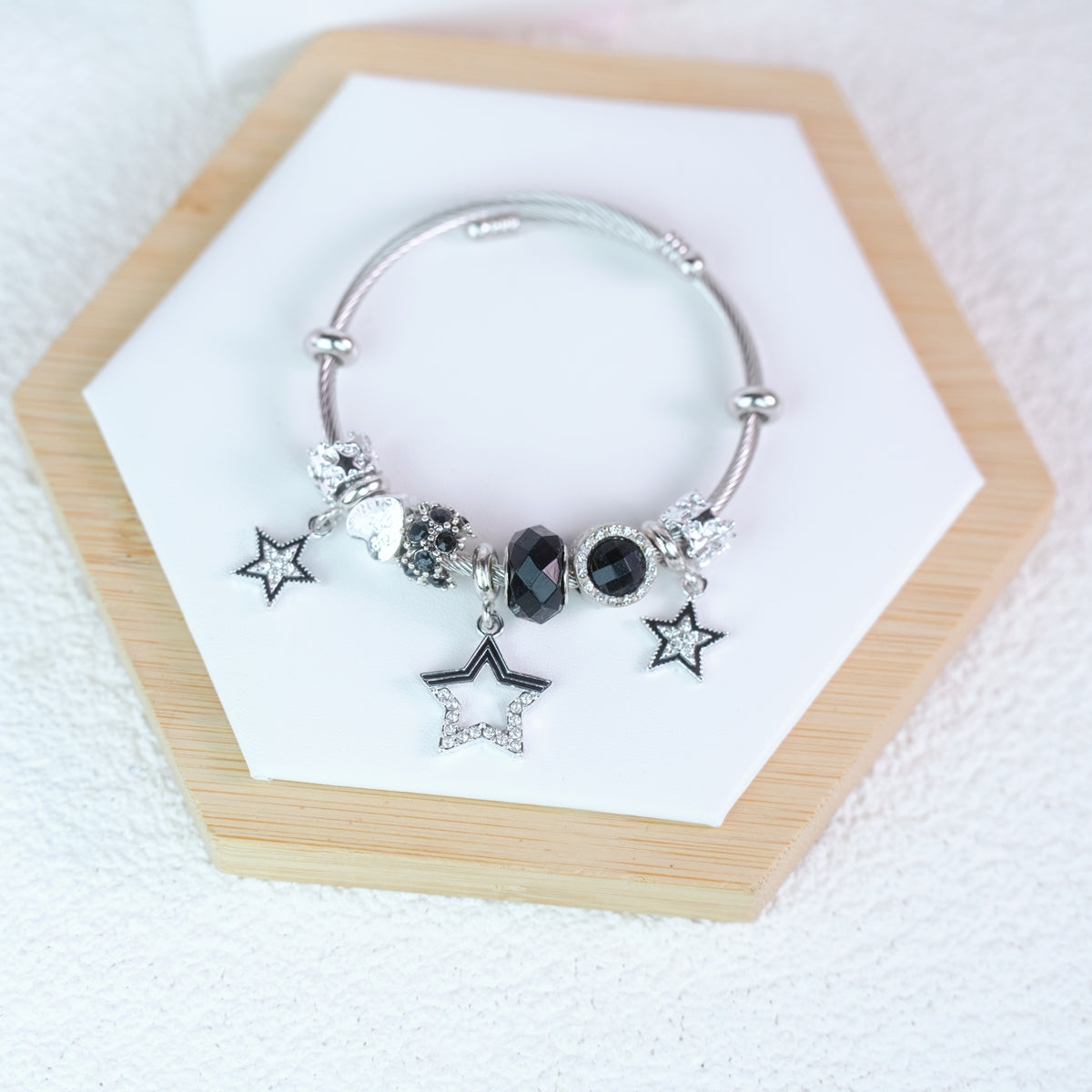 Schön Charm Armband Blind Box from Stylenova