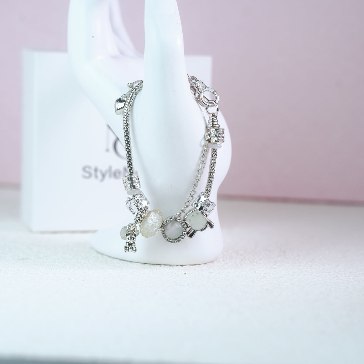 Schön Charm Armband Blind Box from Stylenova