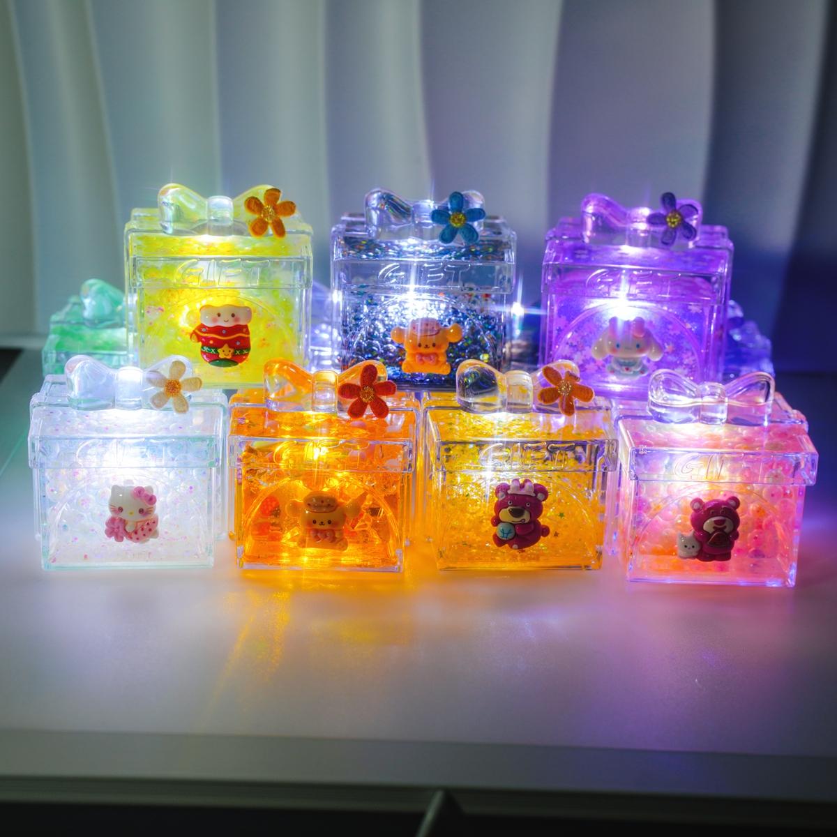 Sanrio KiKi Blind Box mit Licht Mystery Box